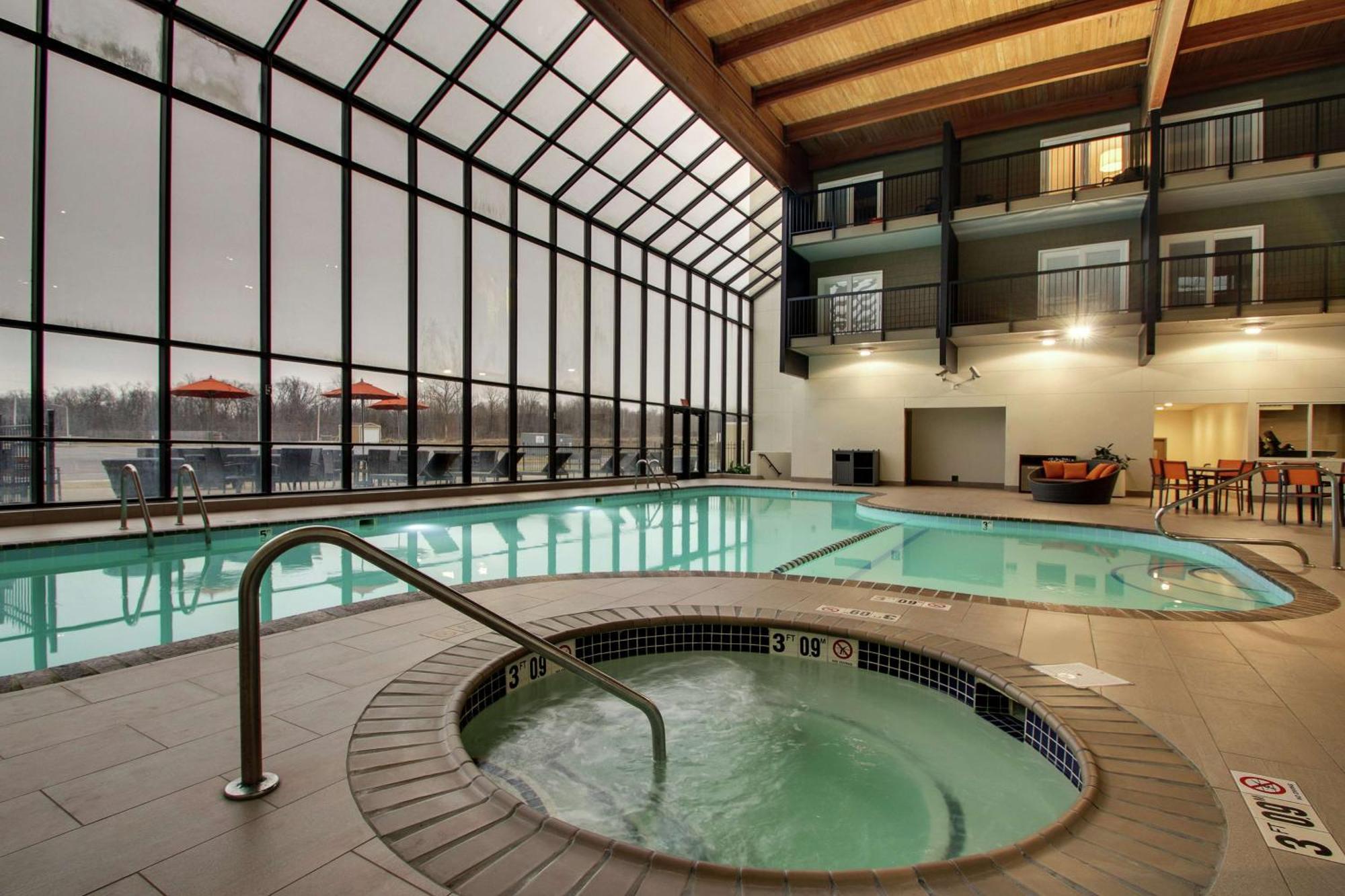 Doubletree By Hilton Mt. Vernon Mount Vernon Exterior foto